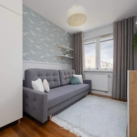 Ursus Modern With Parking, Ac & Balcony By Renters *