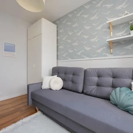 Ursus Modern With Parking, Ac & Balcony By Renters