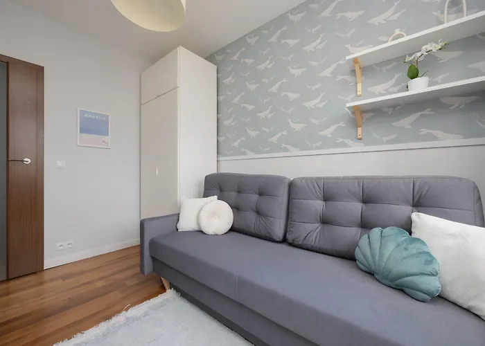 Ursus Modern With Parking, Ac & Balcony By Renters