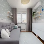 Ursus Modern With Parking, Ac & Balcony By Renters * Varsovie